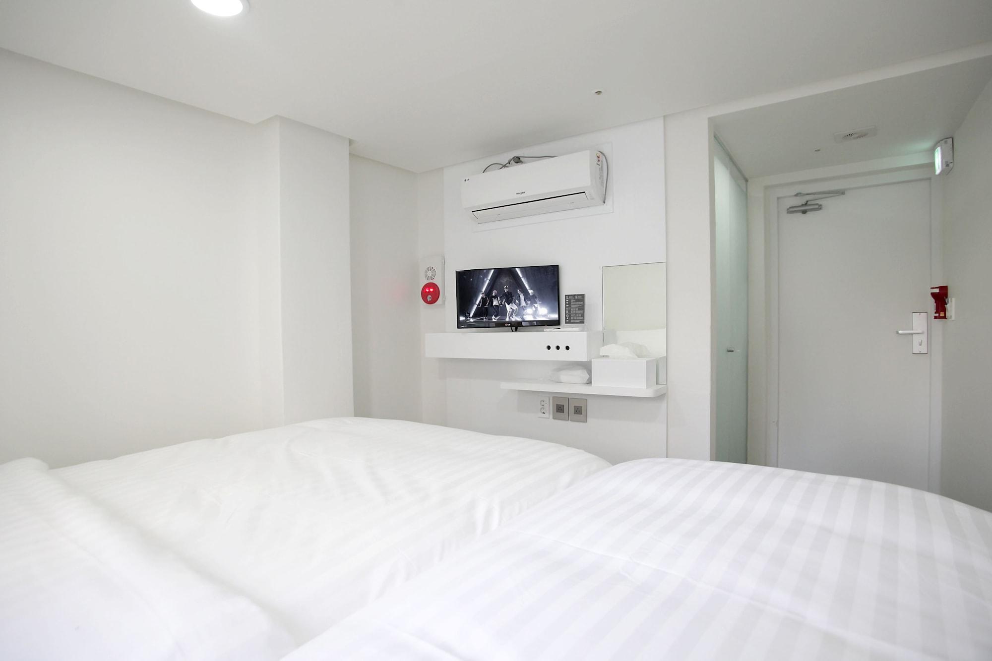 K-Pop Hotel Seoul Tower Exterior foto